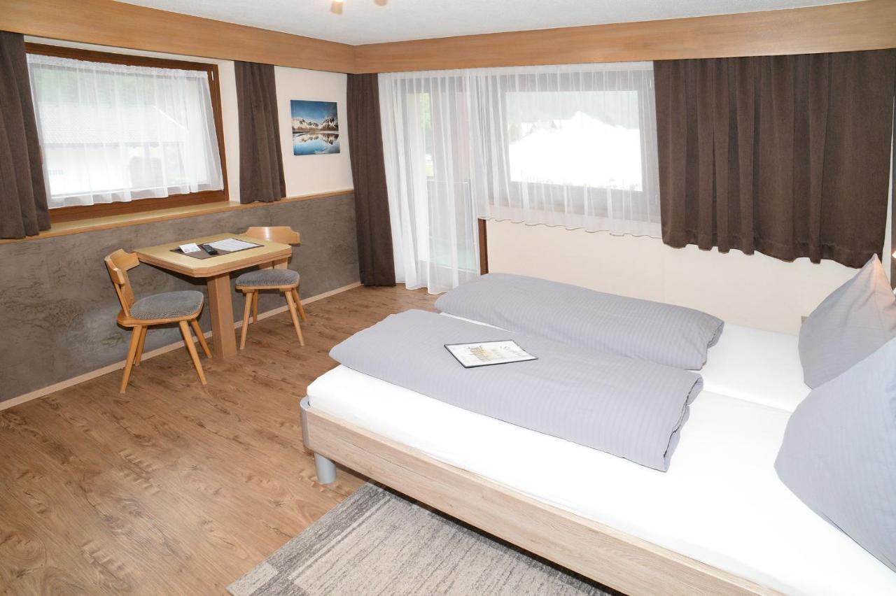 Apart Alpina Huben Längenfeld Extérieur photo